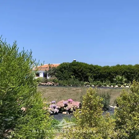 Casa vacanze Charmantes Mit Schoener Aussicht- 2 Sc By Interhome *