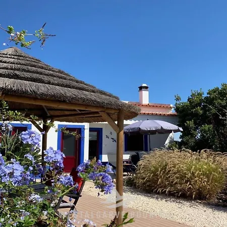 Charmantes Mit Schoener Aussicht- 2 Sc By Interhome Casa vacanze *