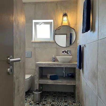 Charmantes Mit Schoener Aussicht- 2 Sc By Interhome Aljezur